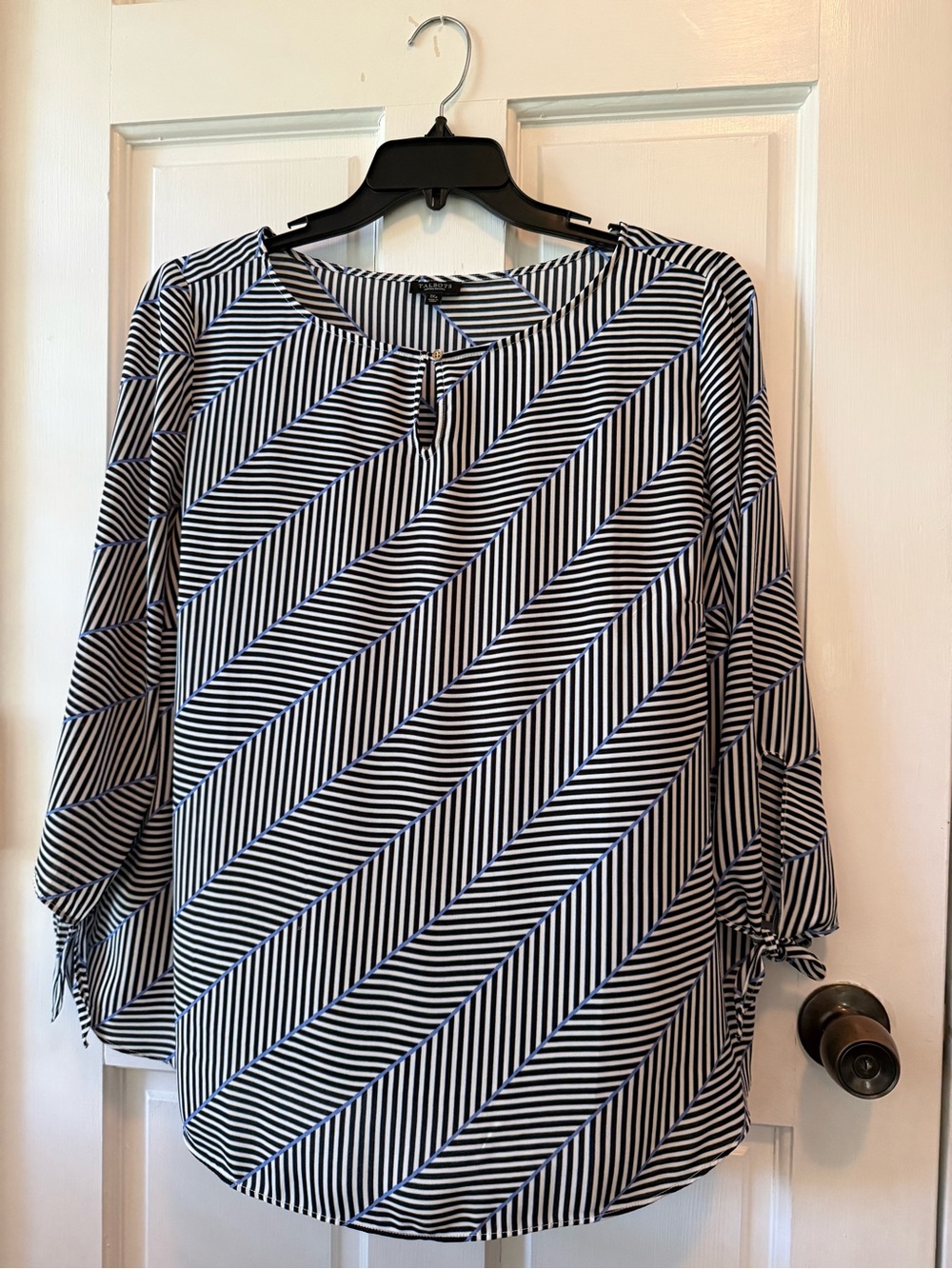 Talbots Navy and White Diagonal Stripe 3/4 tie Sleeve Blouse- 1X Petite